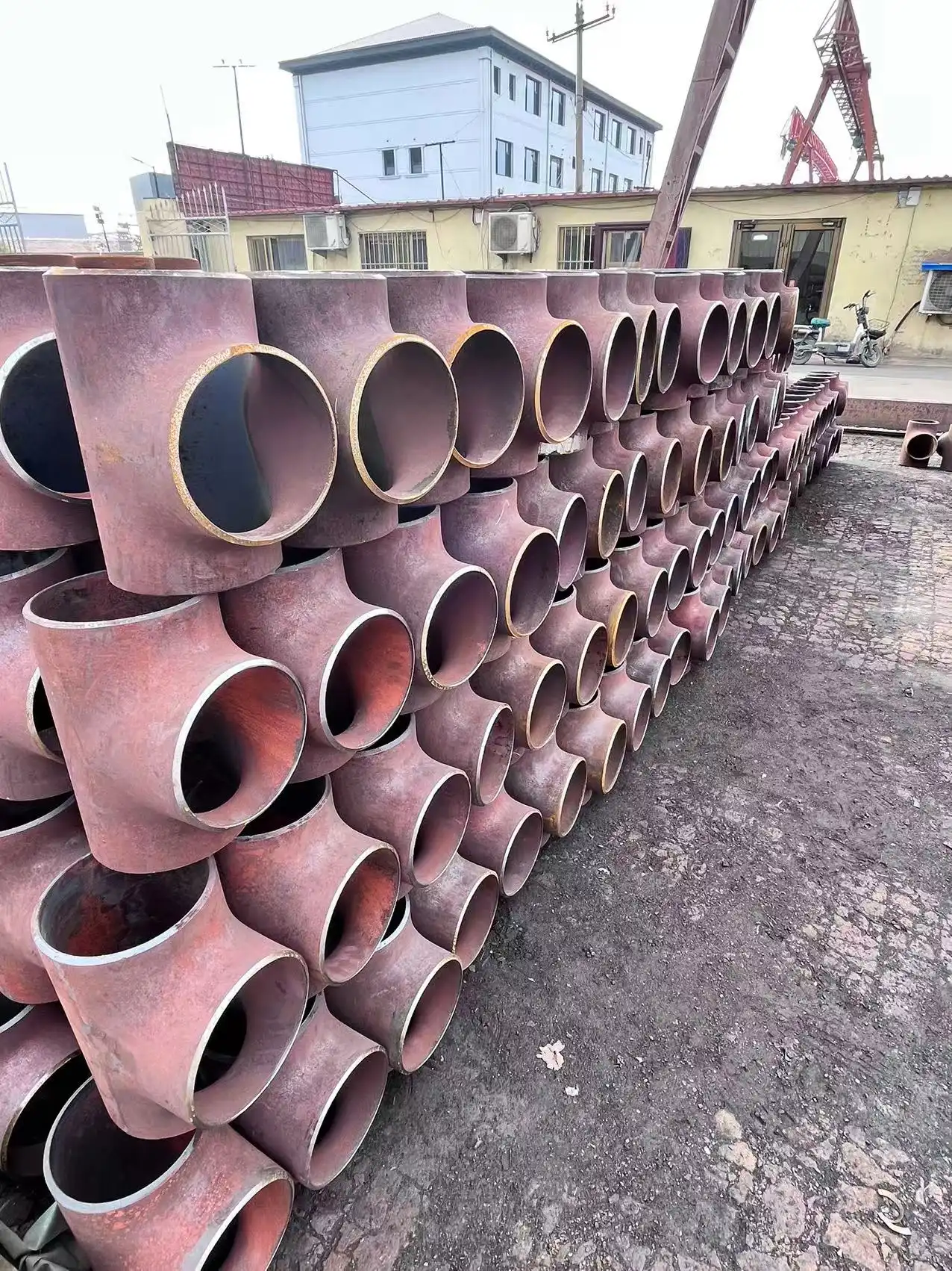 ASTM A234 WPB Tee ASTM A234 WPB Tee