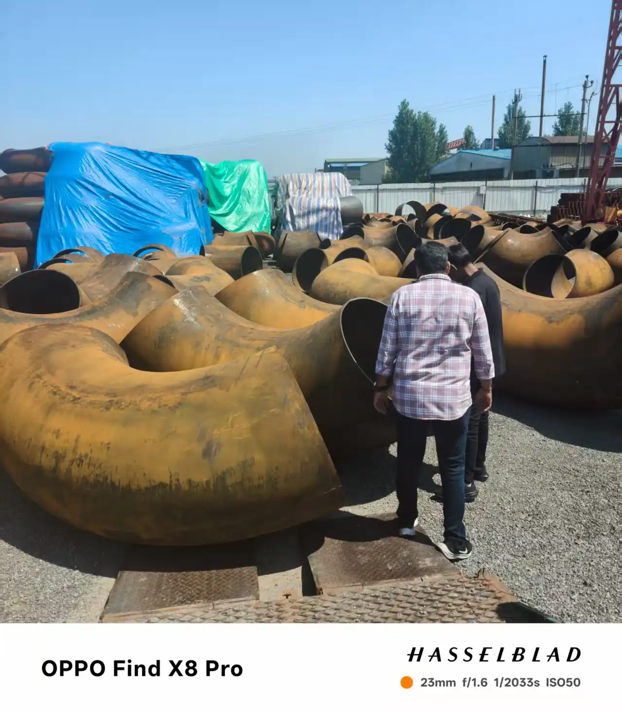 Corrosion Resistance: Long Radius Elbows vs. Standard Fittings