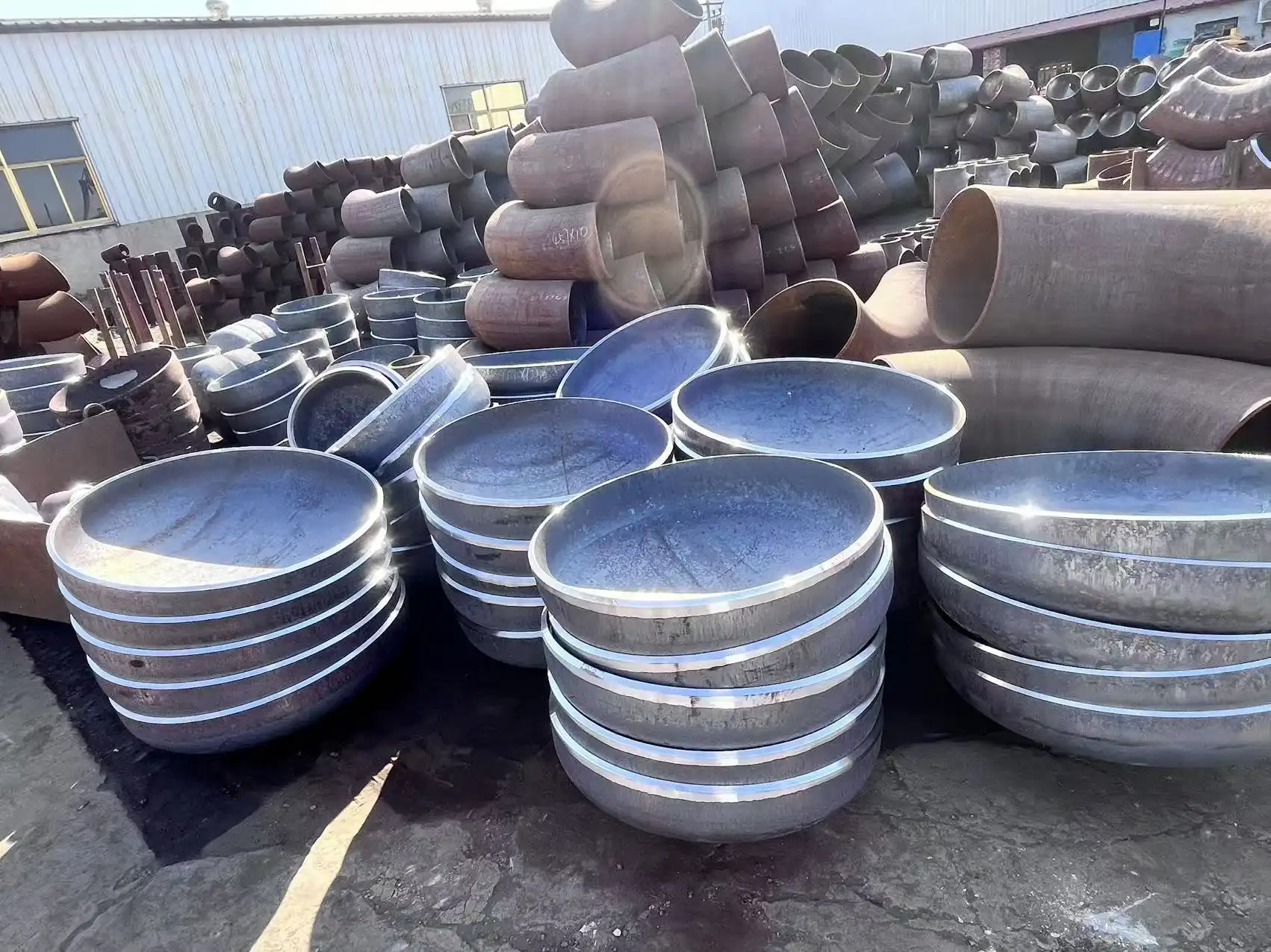 Why Seamless Carbon Steel Elbows Are Preferred in Power Plants?