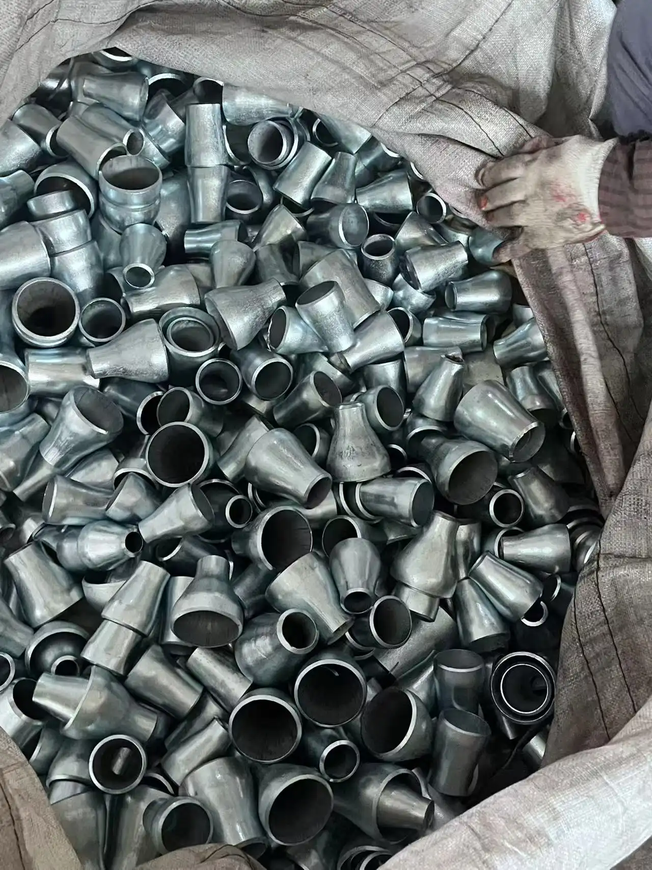 Price Comparison: China Eccentric Reducer vs India Pipe Makers