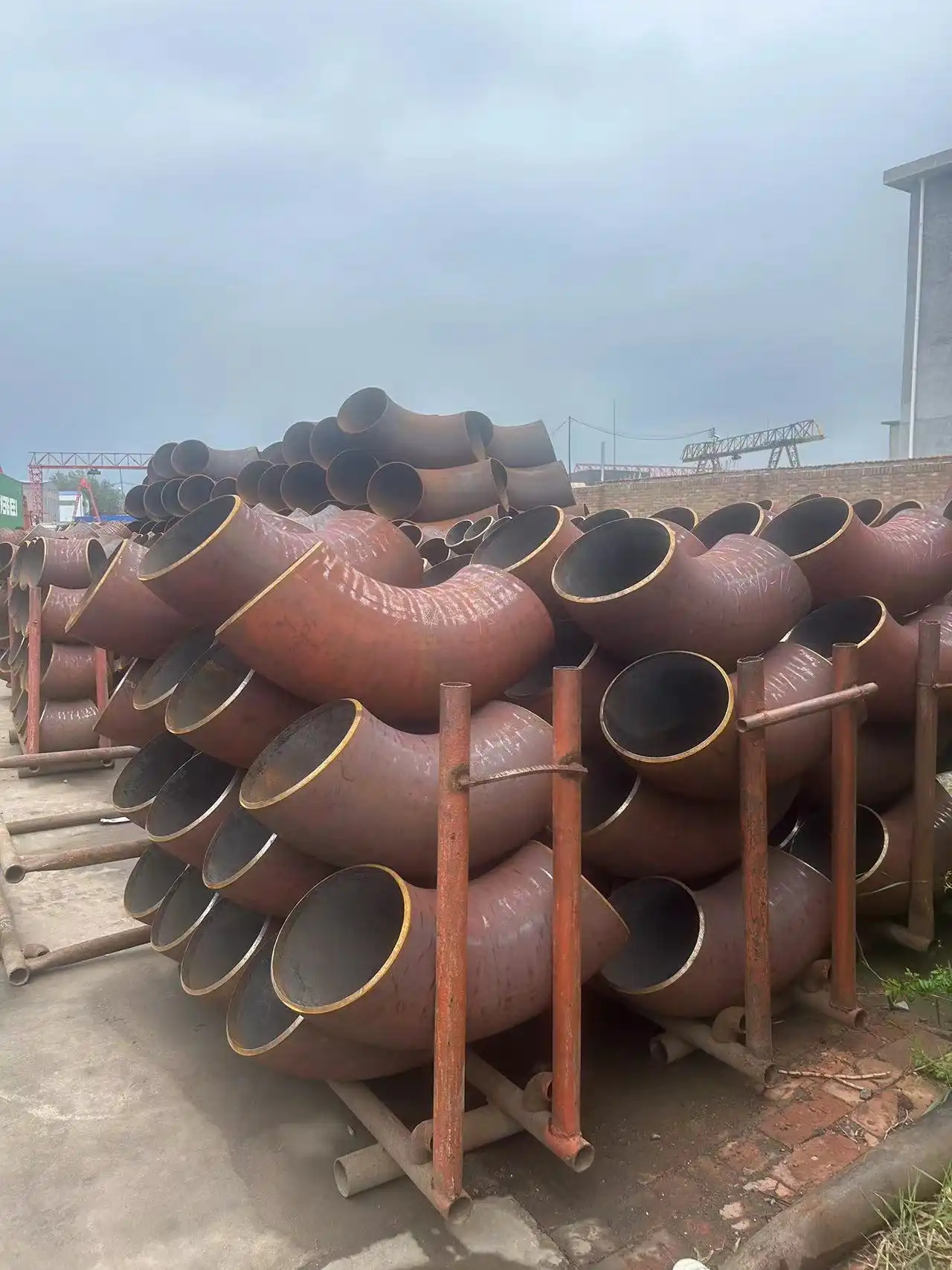 Steel Pipe Inventory Management: Tips for Large Distributors