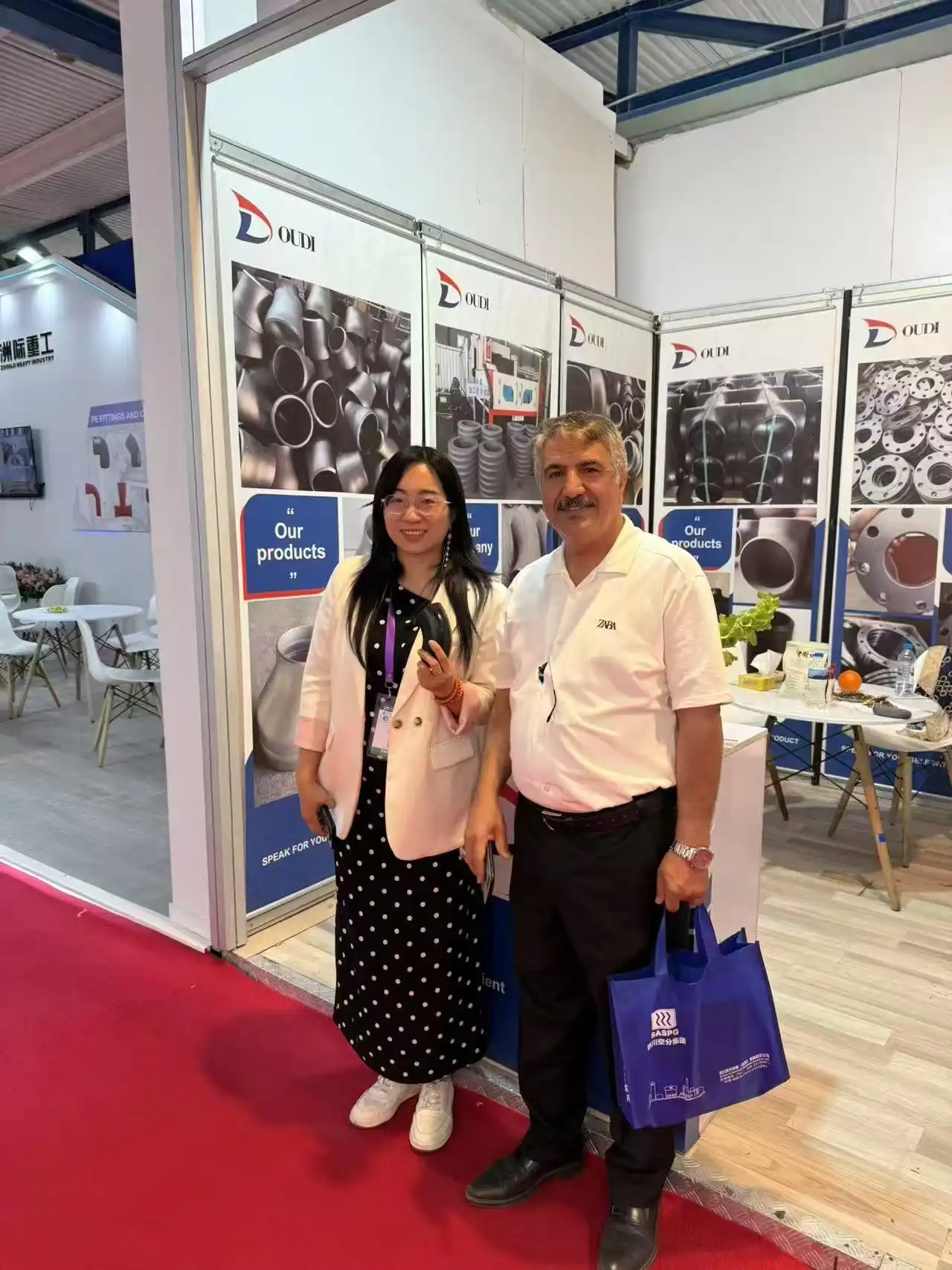 Carbon Steel Elbow vs Stainless Steel Elbow: Which Is Better for Industrial Pipelines